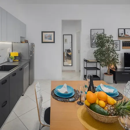 House Runa Lejlighed *