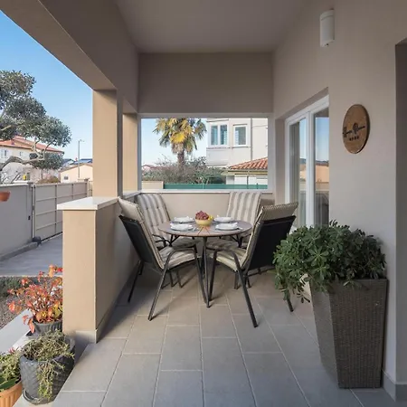 House Runa Apartment *