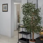 דירה House Runa *