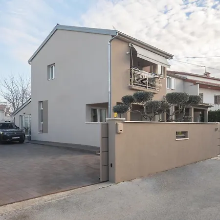דירה House Runa פורץ